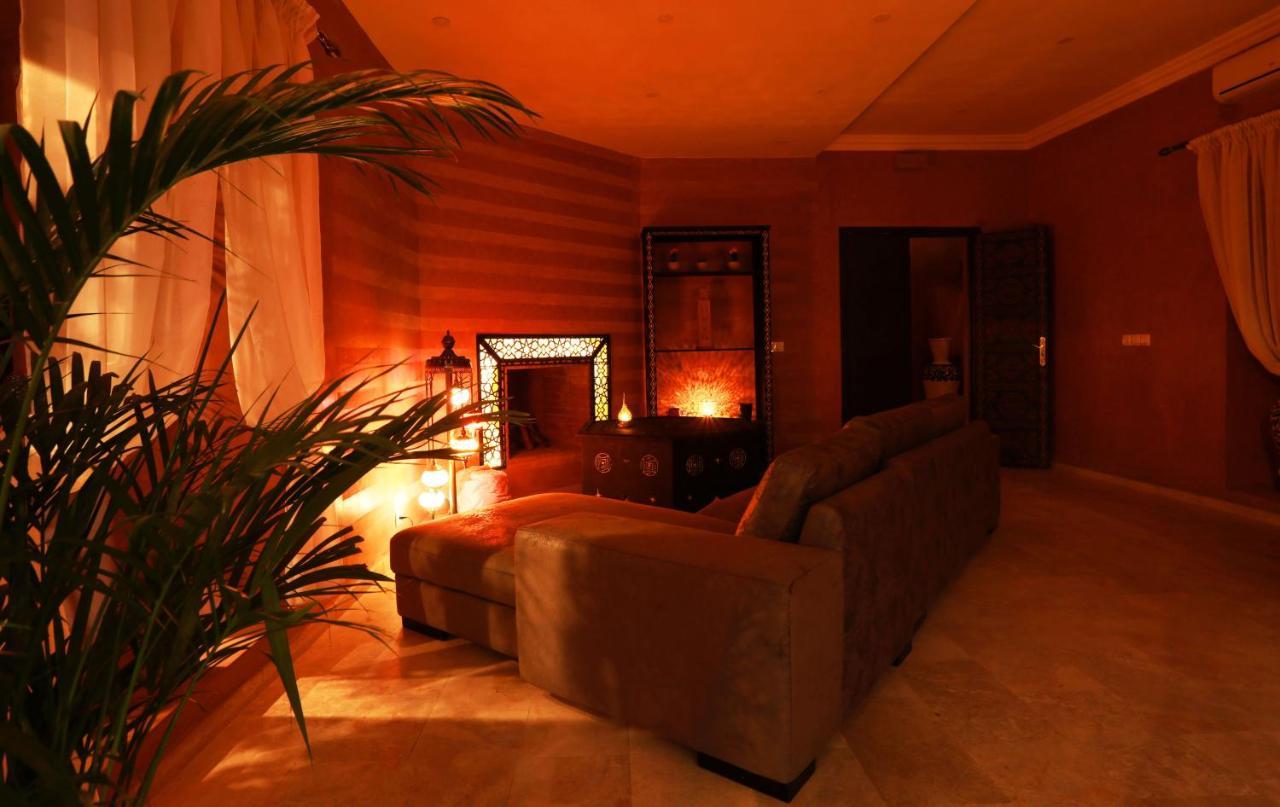 Le Petit Chateau Des Anges Ouled Bouzid Exterior photo